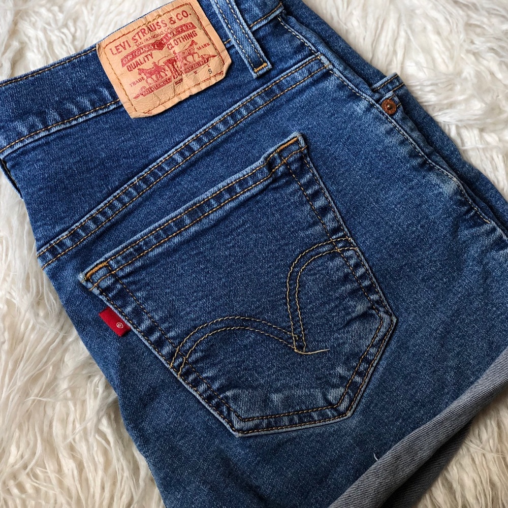 Levi’s Light Washed Shorts
